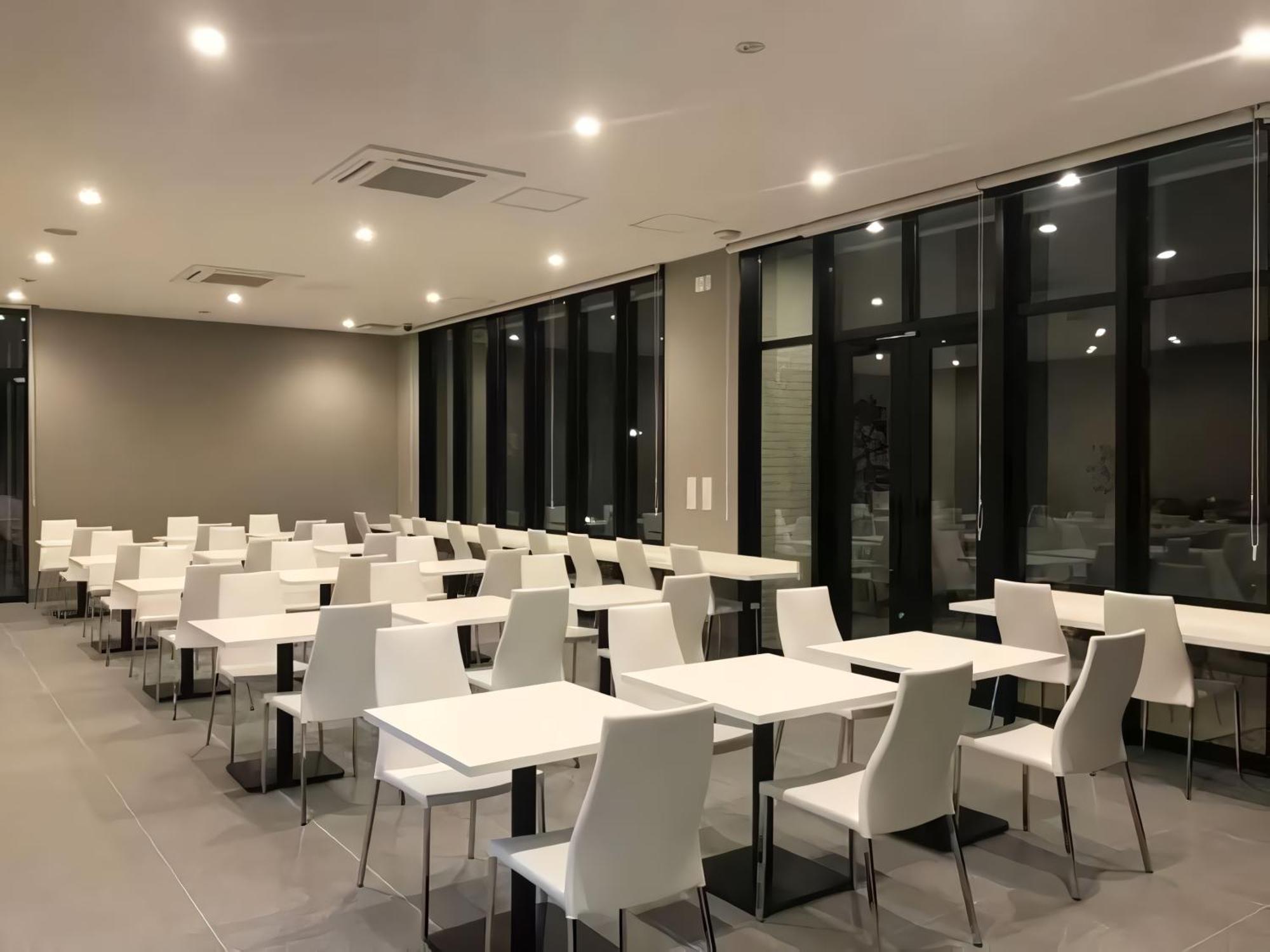 Bande Tenpozan Higashi Hotel Osaka